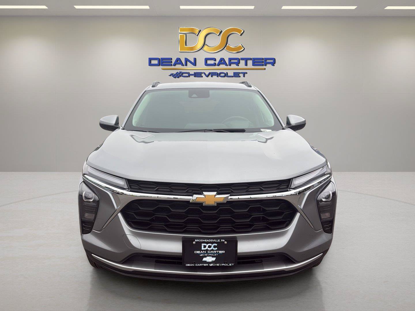 Used 2025 Chevrolet Trax LT w/ LT Convenience Package FWD image 8