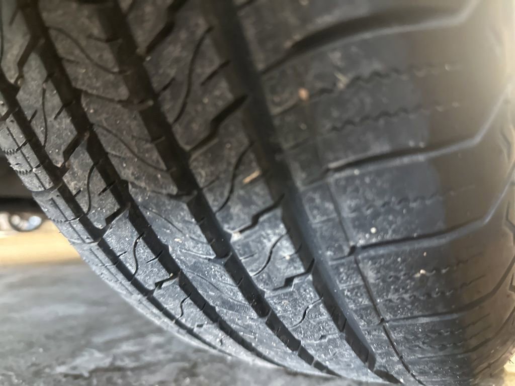 Used 2012 Chrysler 300 Limited image 11