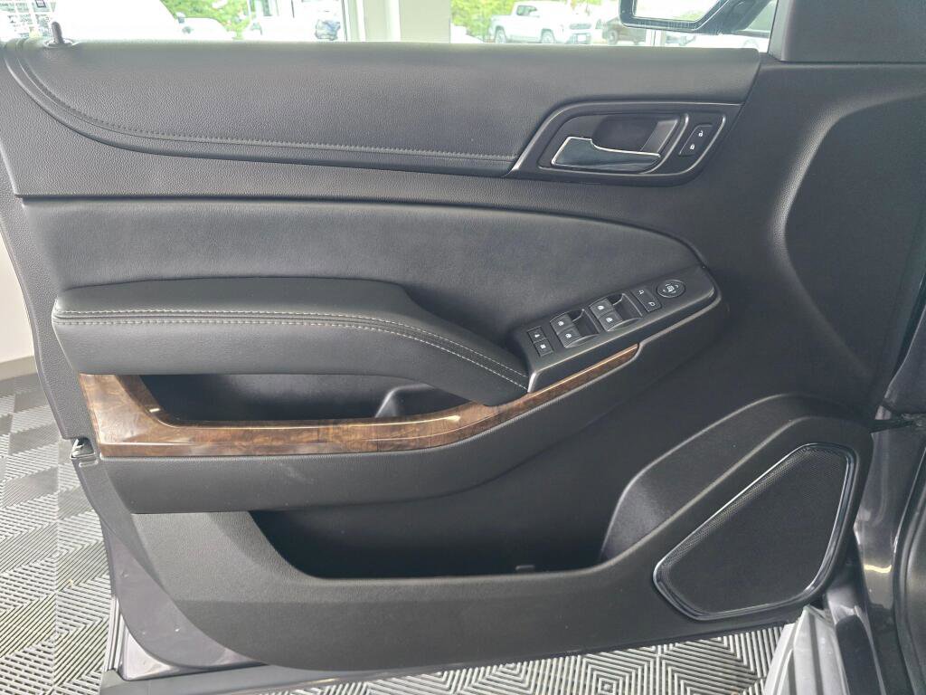 Used 2016 Chevrolet Tahoe LS AWD/4WD image 30