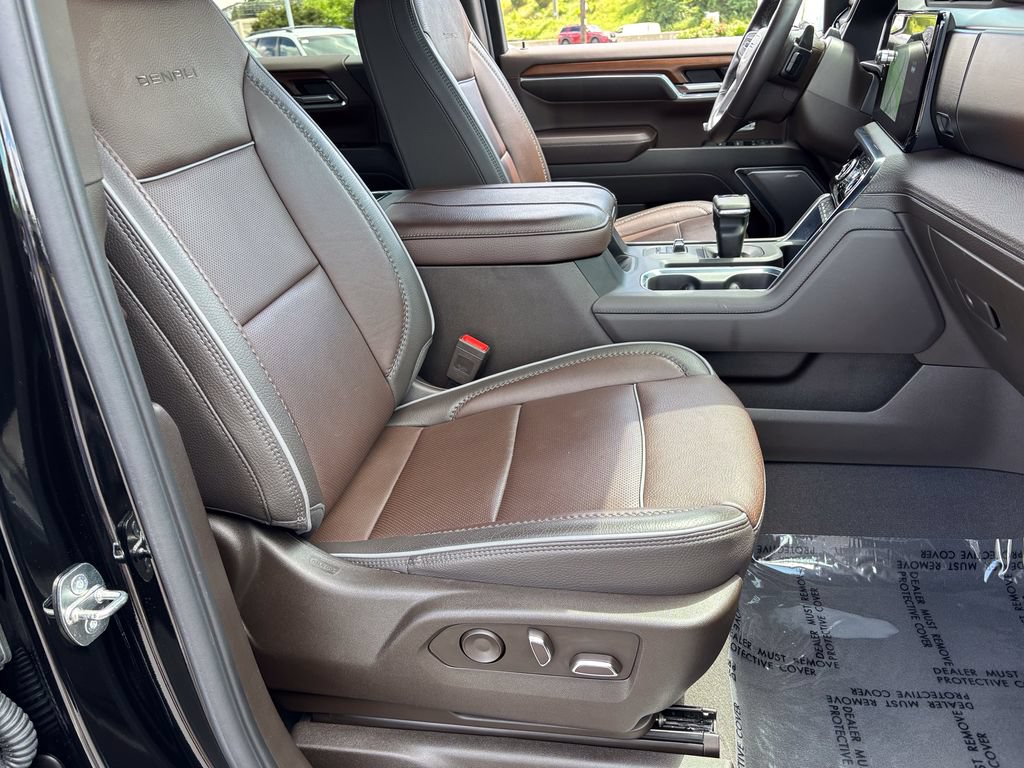Used 2023 GMC Sierra 1500 Denali AWD/4WD image 45