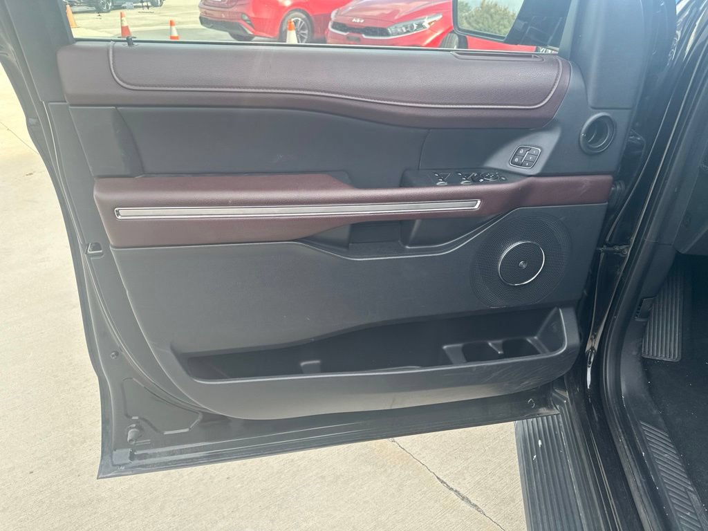 Used 2024 Ford Expedition Max Limited RWD image 9