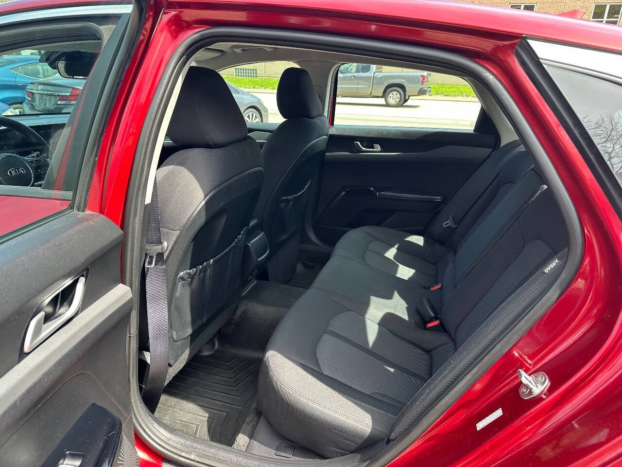 Used 2021 Kia K5 LXS image 9