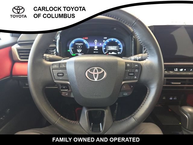 Used 2025 Toyota Camry XSE FWD image 23