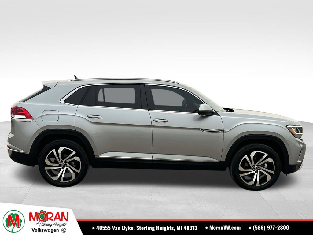 Used 2023 Volkswagen Atlas Cross Sport SEL AWD/4WD image 6