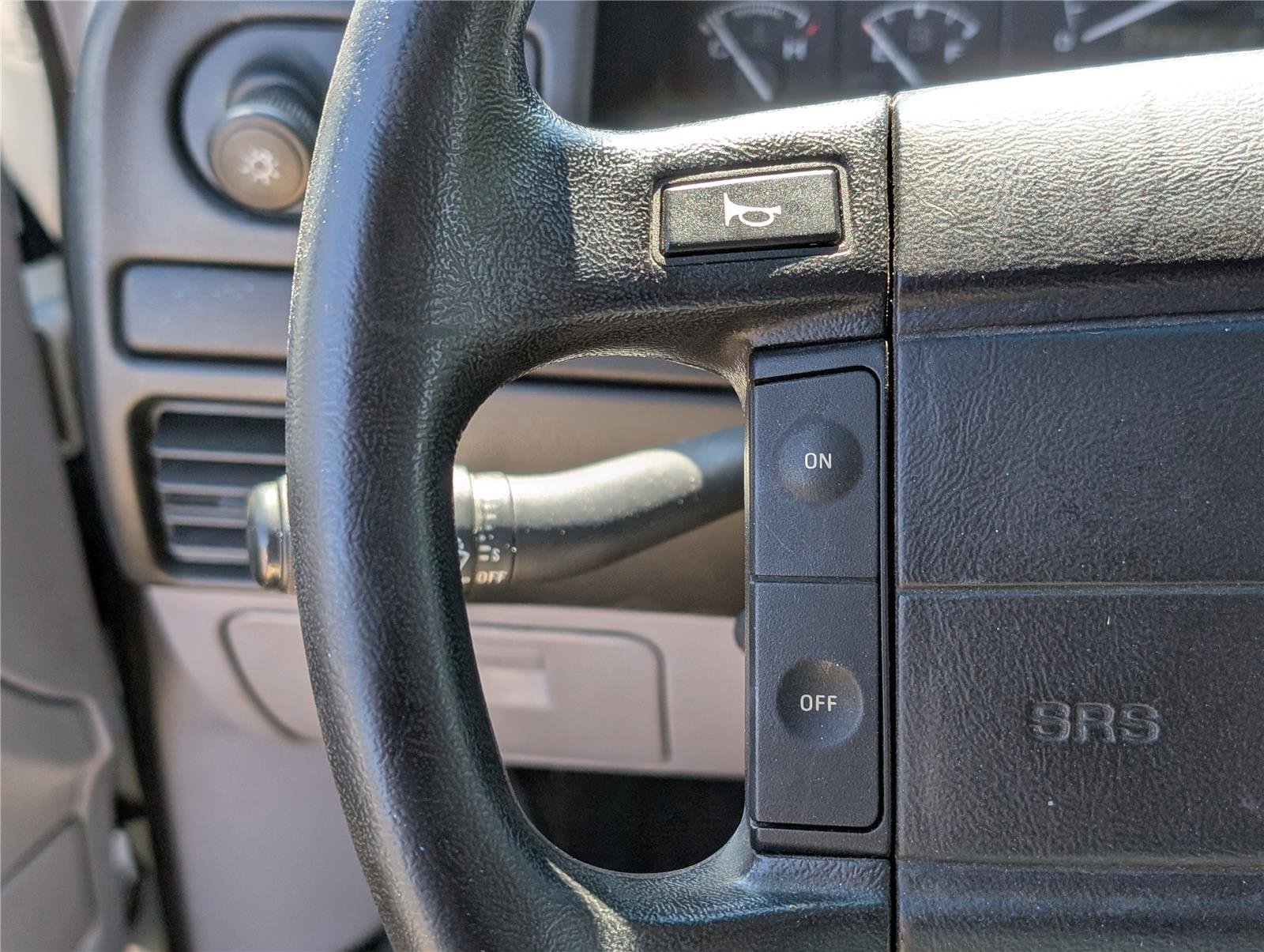 Used 1994 Ford Bronco XLT image 19