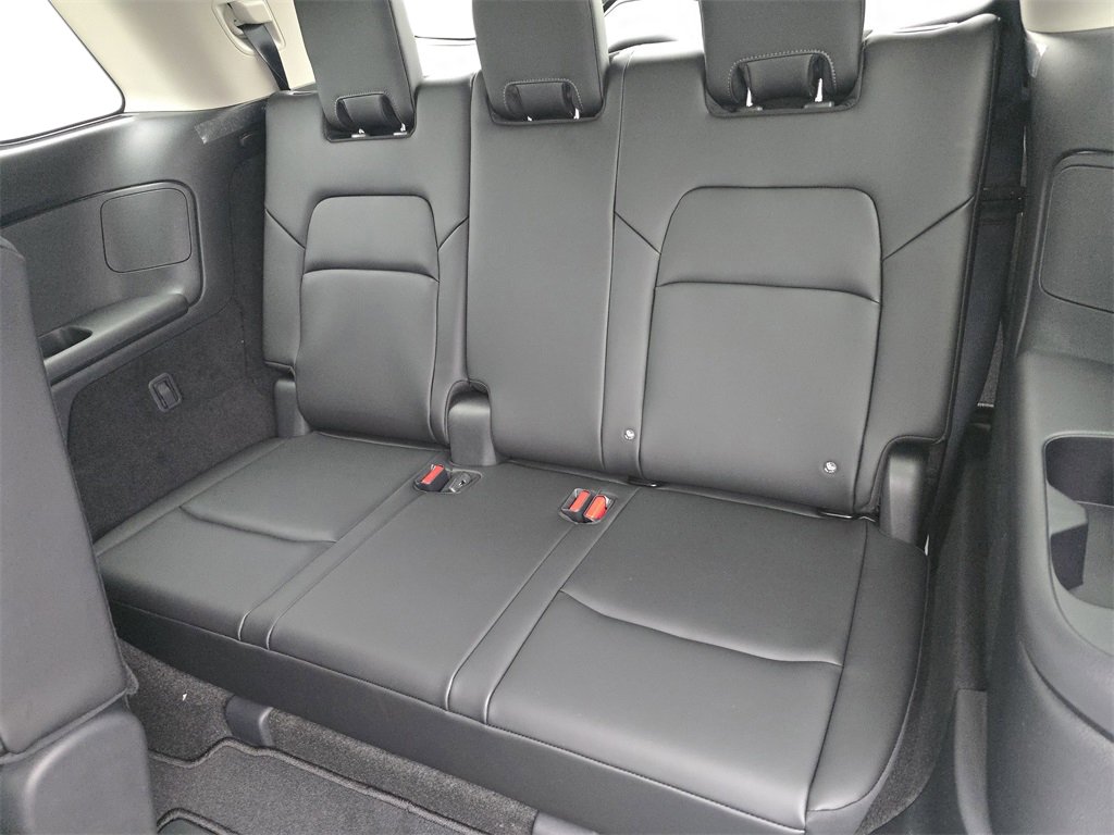 New 2026 Nissan Pathfinder SL w/ Cargo Package FWD image 21