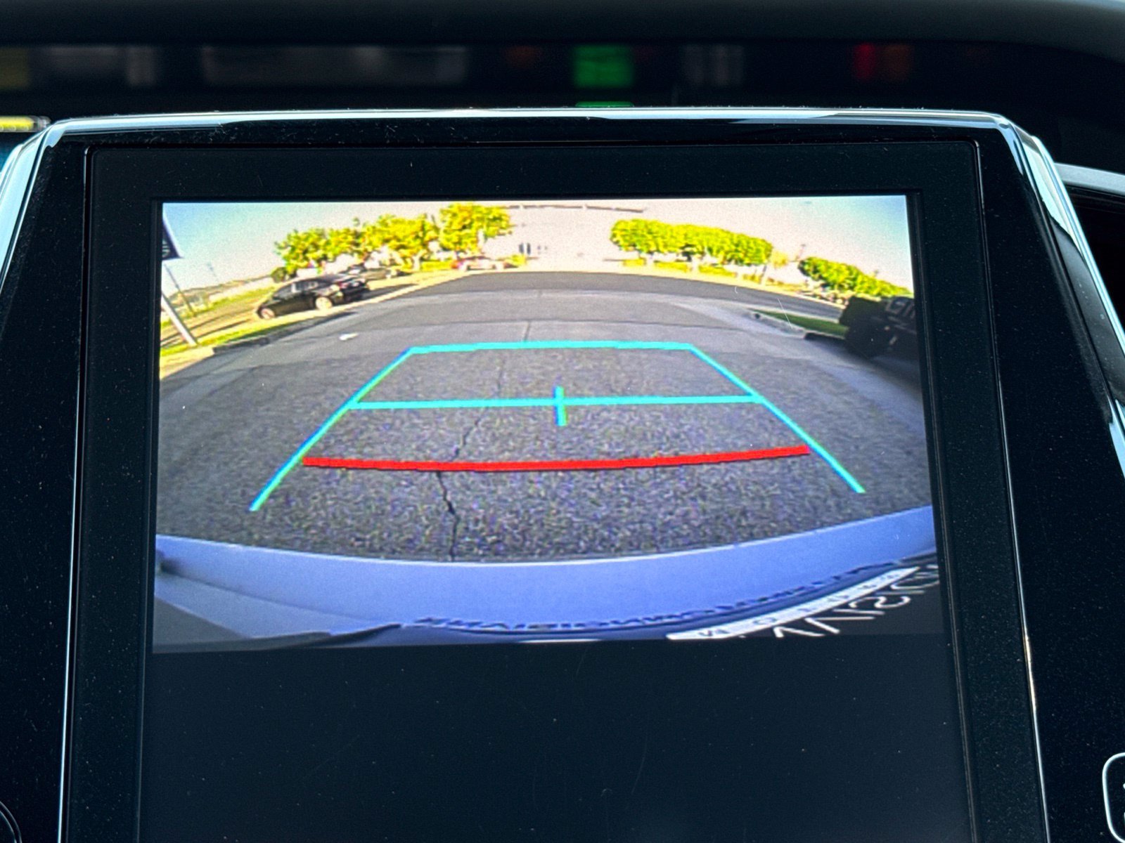 Used 2020 Toyota Prius Prime XLE FWD image 31