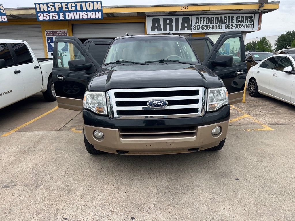 Used 2014 Ford Expedition EL XLT w/ Equipment Group 202A AWD/4WD image 8