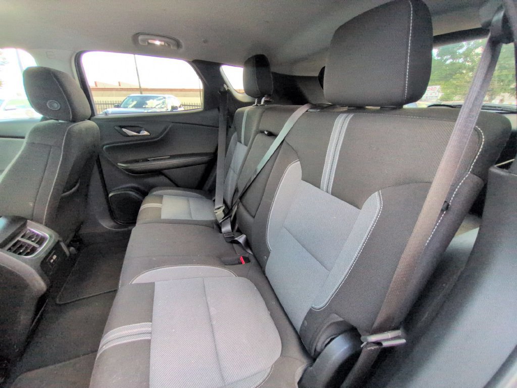 Used 2025 Chevrolet Blazer LT FWD image 27