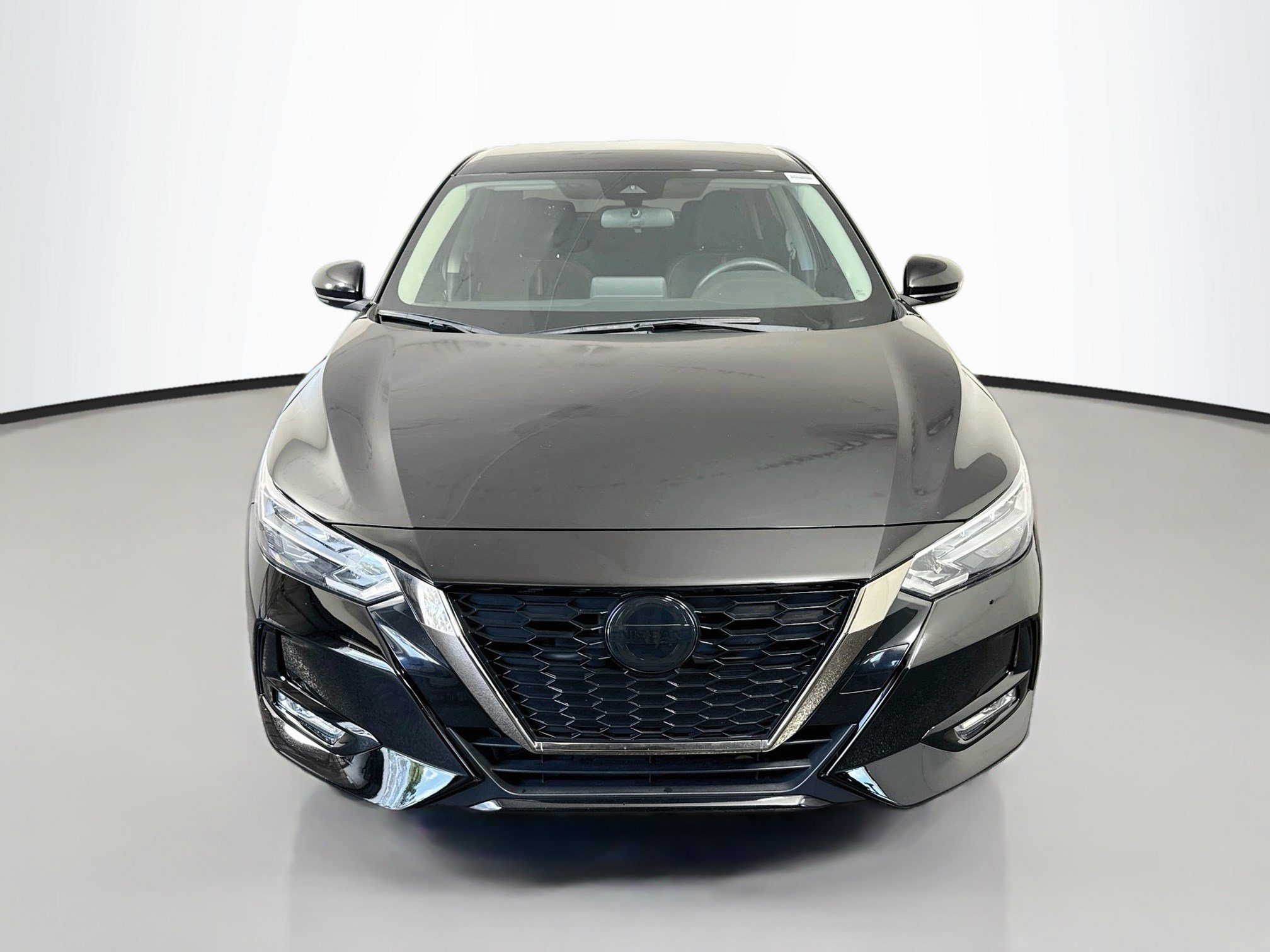 Used 2021 Nissan Sentra SR FWD image 2