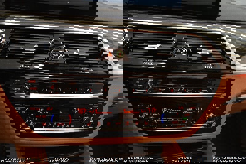 Used 2022 BMW M550i xDrive w/ Executive Package image 34