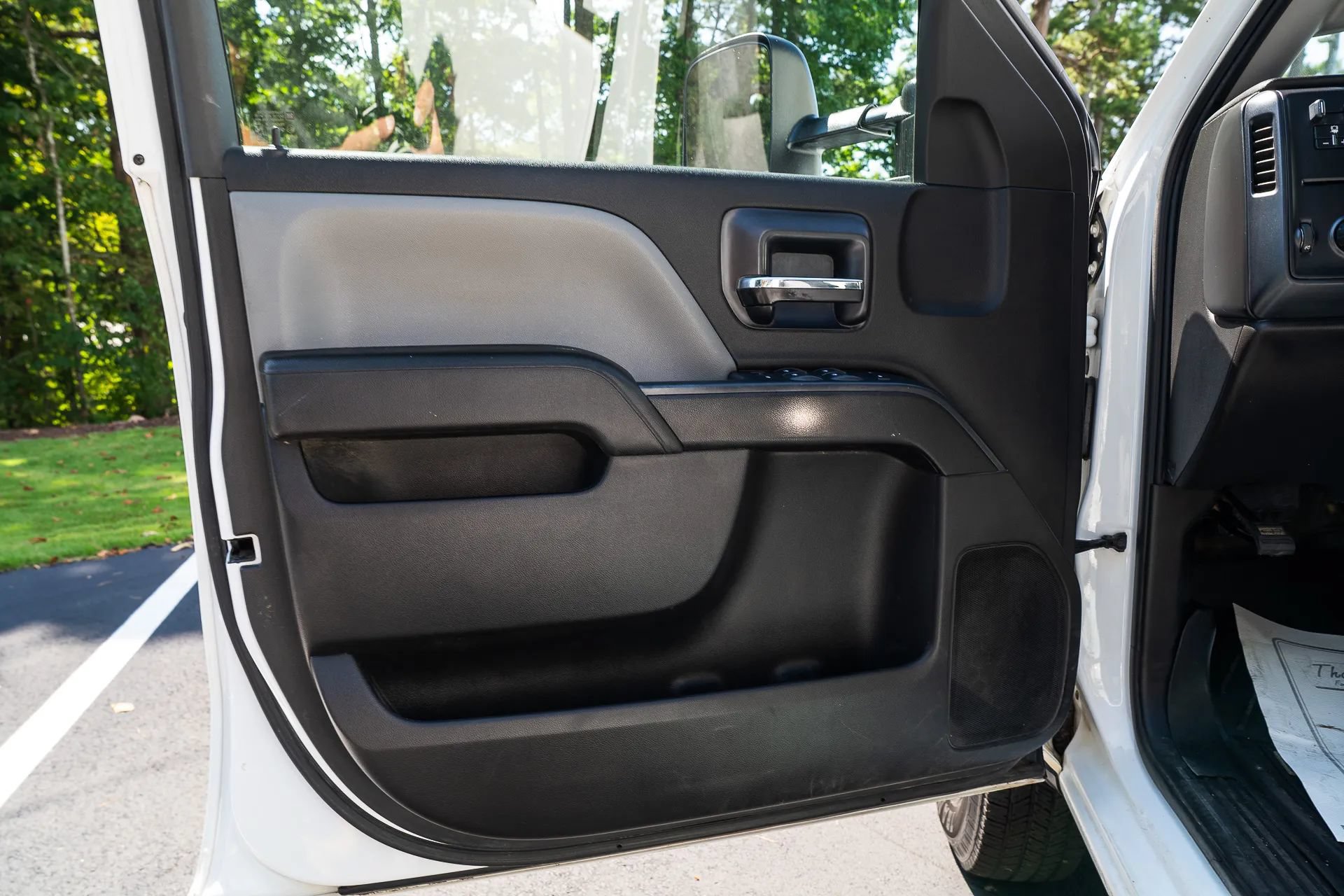 Used 2019 Chevrolet Silverado 3500 W/T AWD/4WD image 21