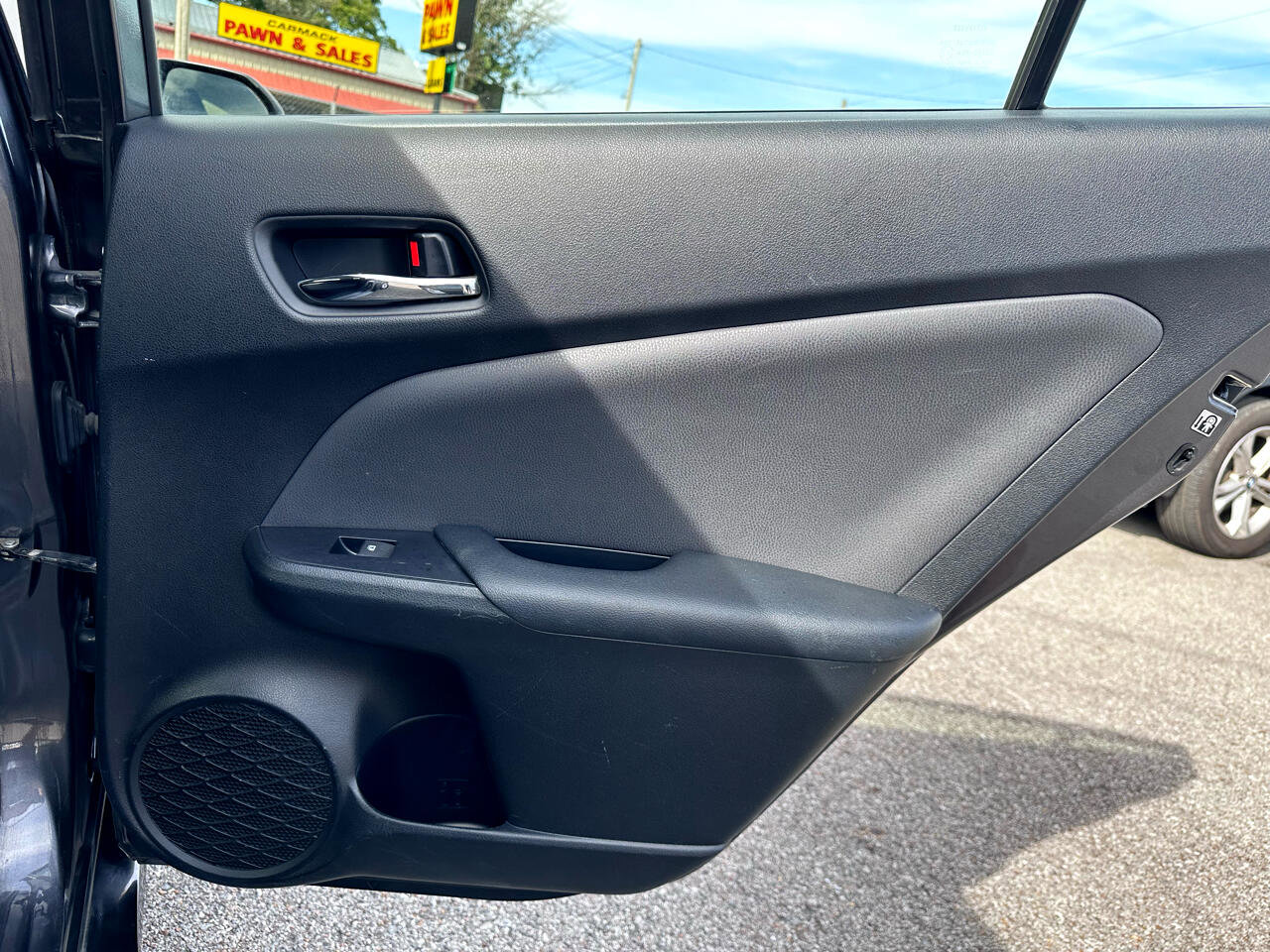 Used 2018 Toyota Prius Two image 25