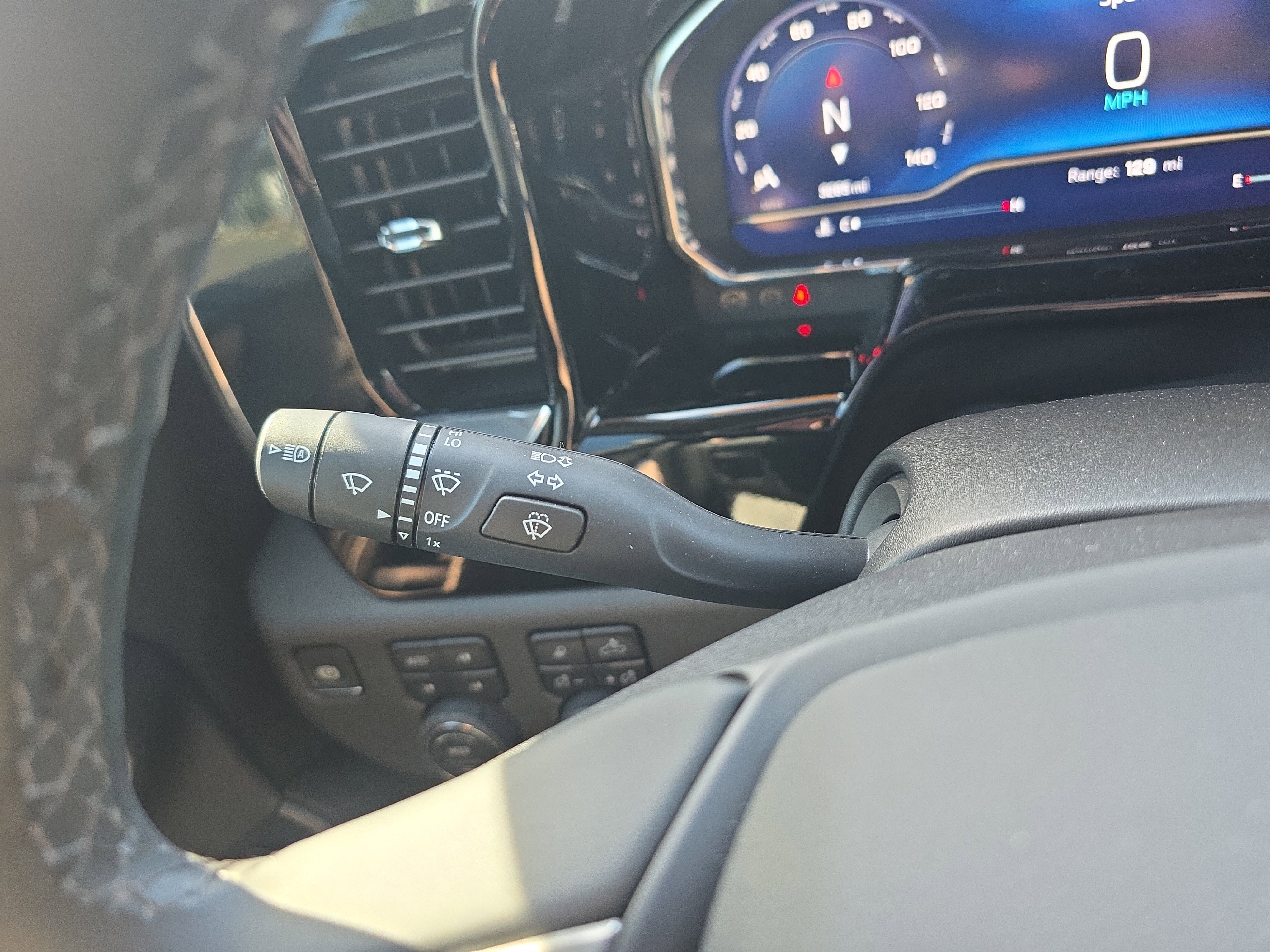 Used 2025 Chevrolet Silverado 3500 LTZ w/ LTZ Plus Package image 34