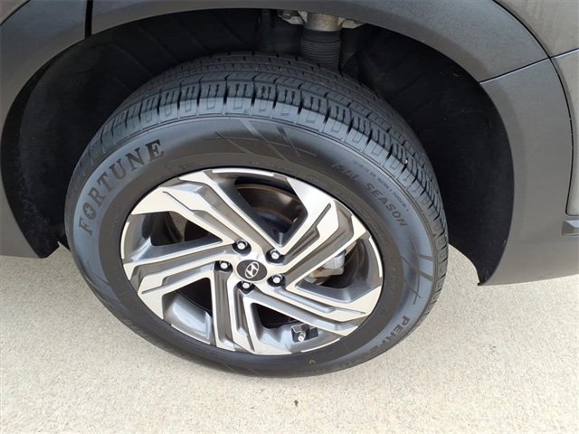Used 2023 Hyundai Santa Fe SEL image 19