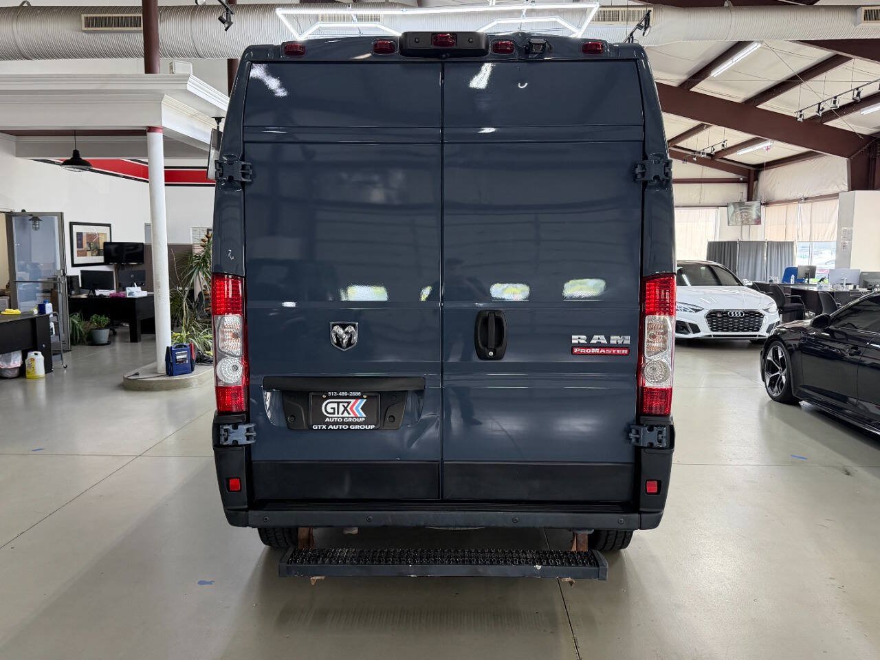 Used 2019 RAM ProMaster 2500 FWD image 3