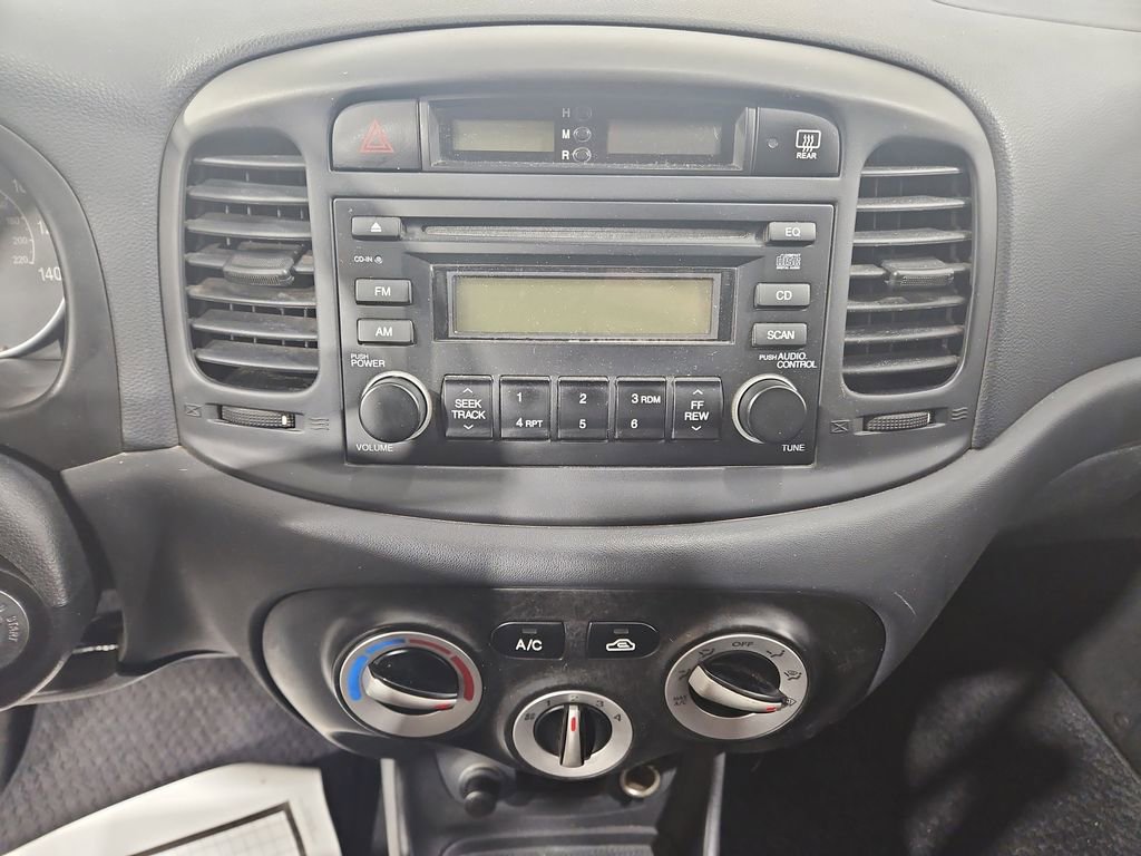 Used 2007 Hyundai Accent GS image 18