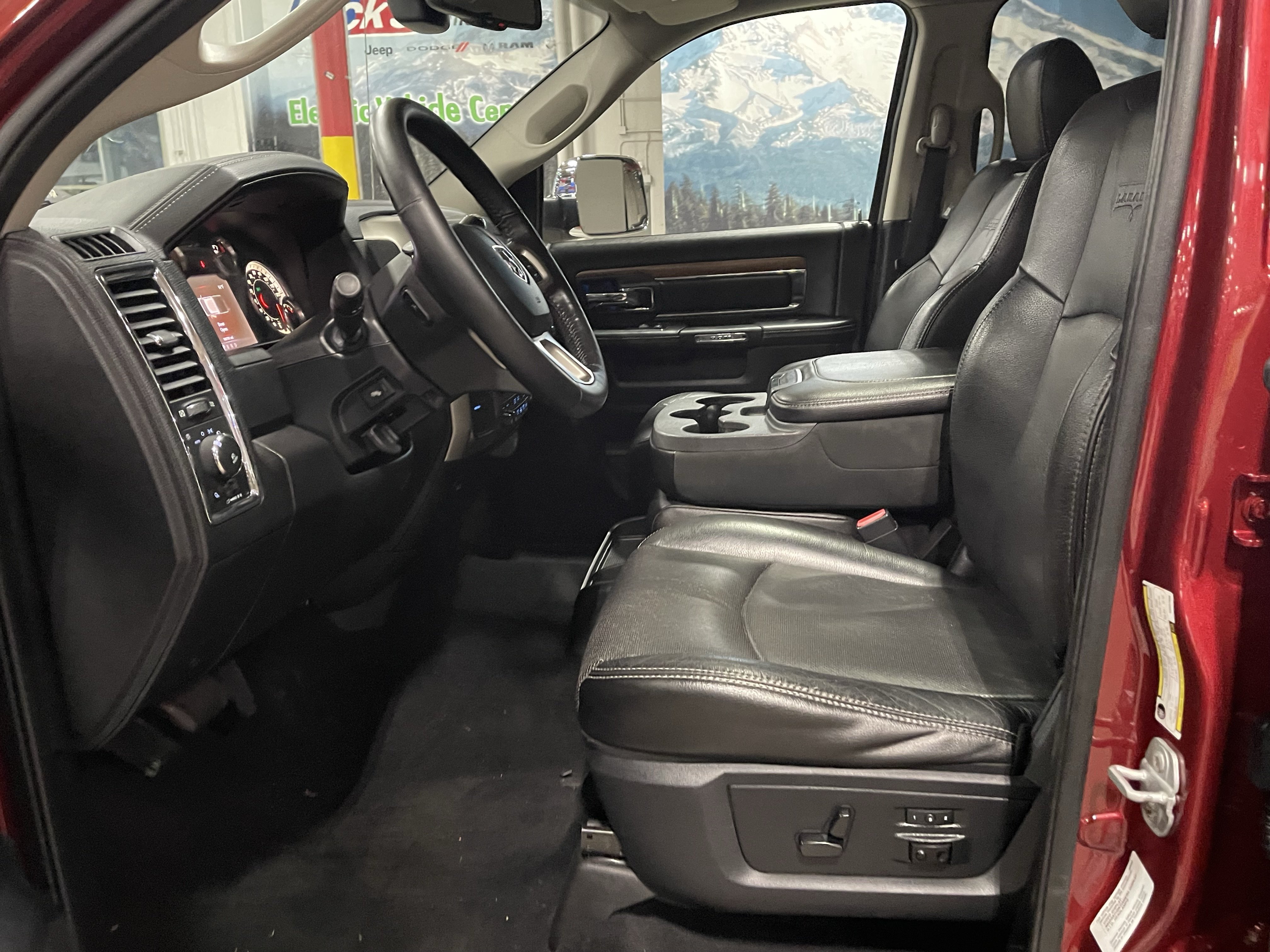 Used 2014 RAM 2500 Laramie AWD/4WD image 13