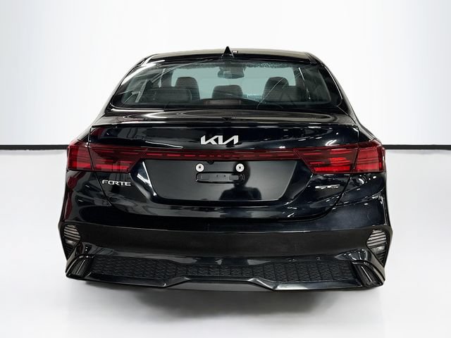 Used 2023 Kia Forte GT-Line w/ GT-Line Premium Package FWD image 6