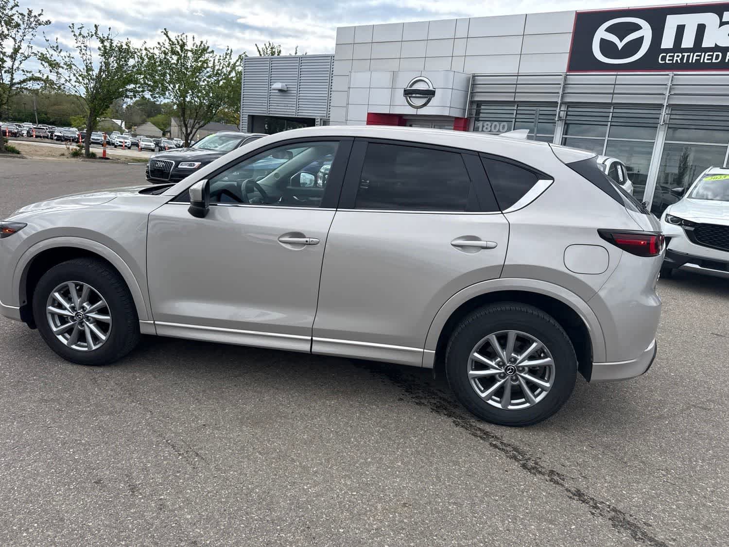 Used 2024 MAZDA CX-5 AWD 2.5 S w/ Select Package image 8