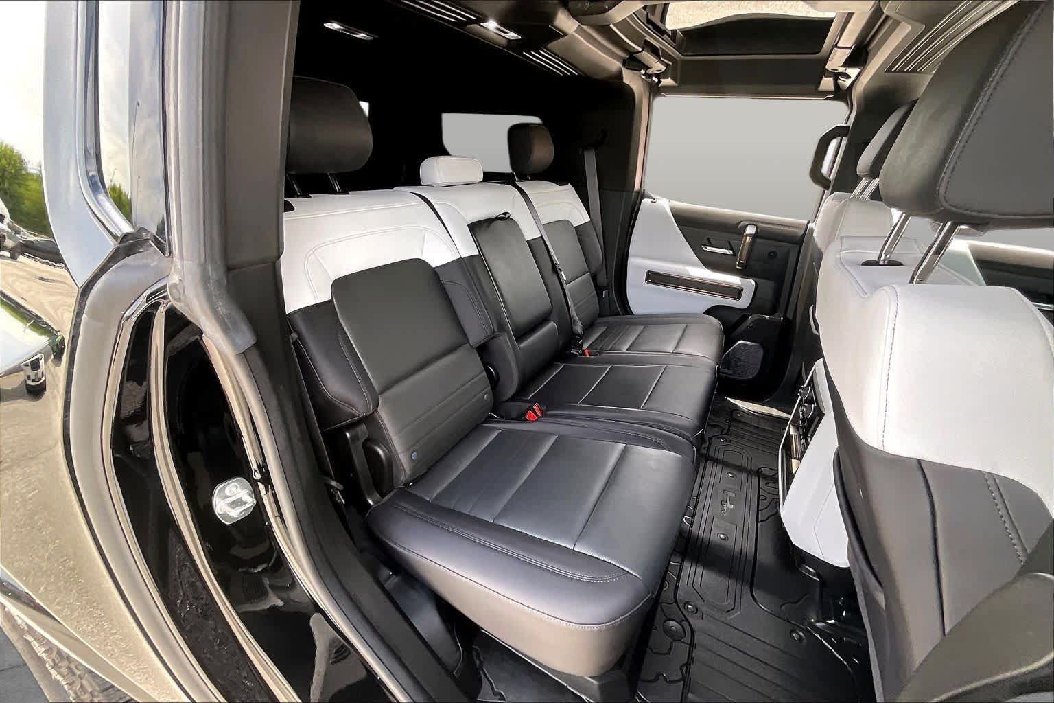 Certified 2024 GMC Hummer EV 2X AWD/4WD image 17