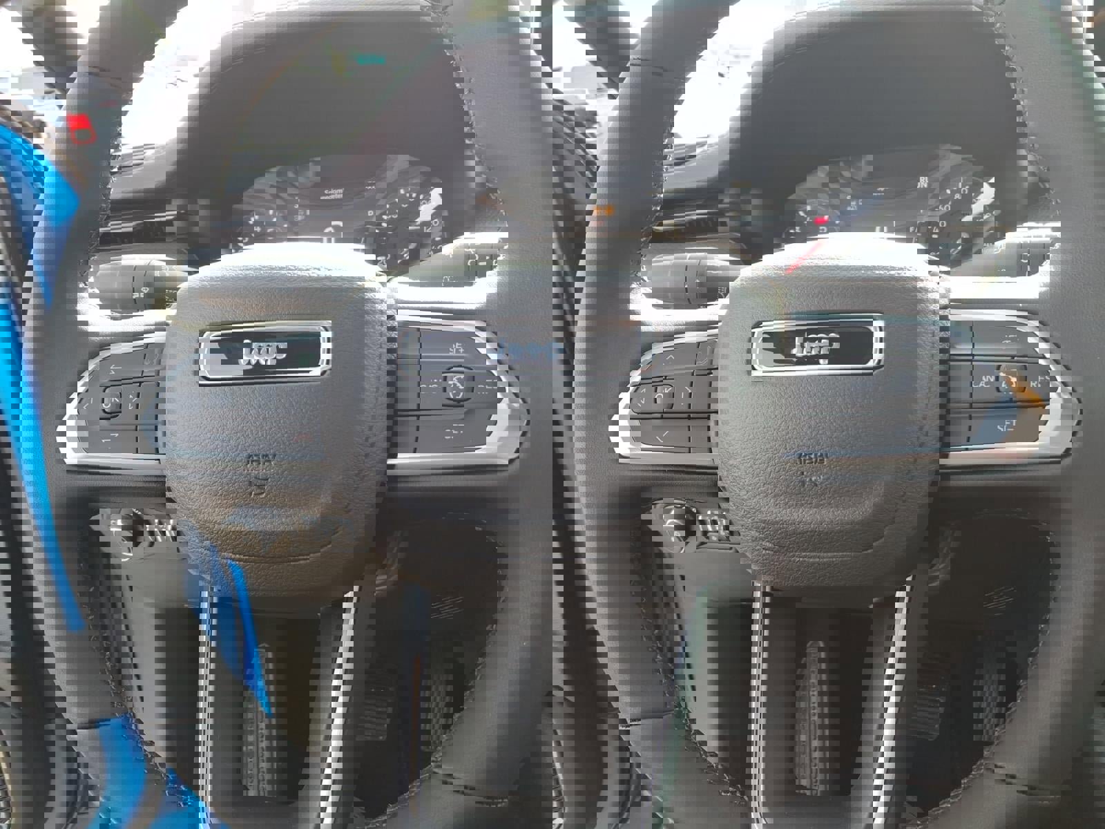 New 2026 Jeep Compass Latitude image 12