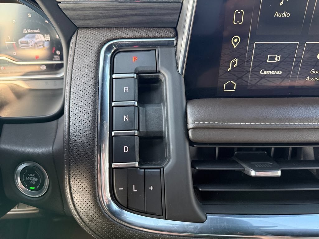 Used 2023 GMC Yukon SLT w/ Max Trailering Package AWD/4WD image 22