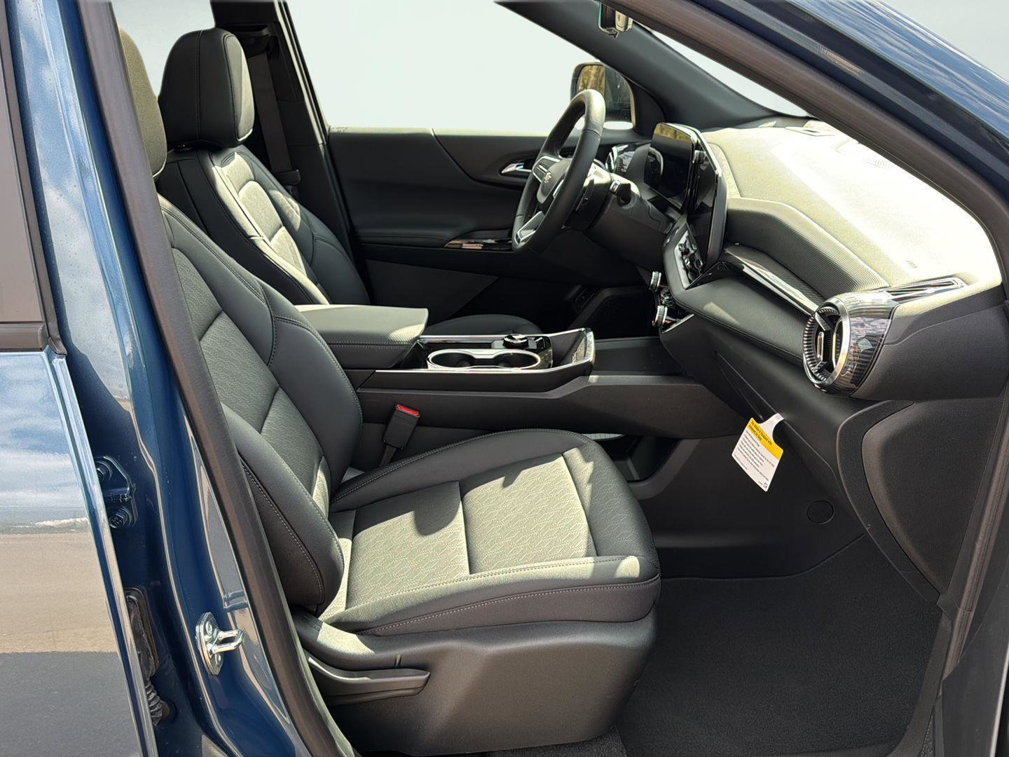 New 2026 Chevrolet Equinox LT image 27