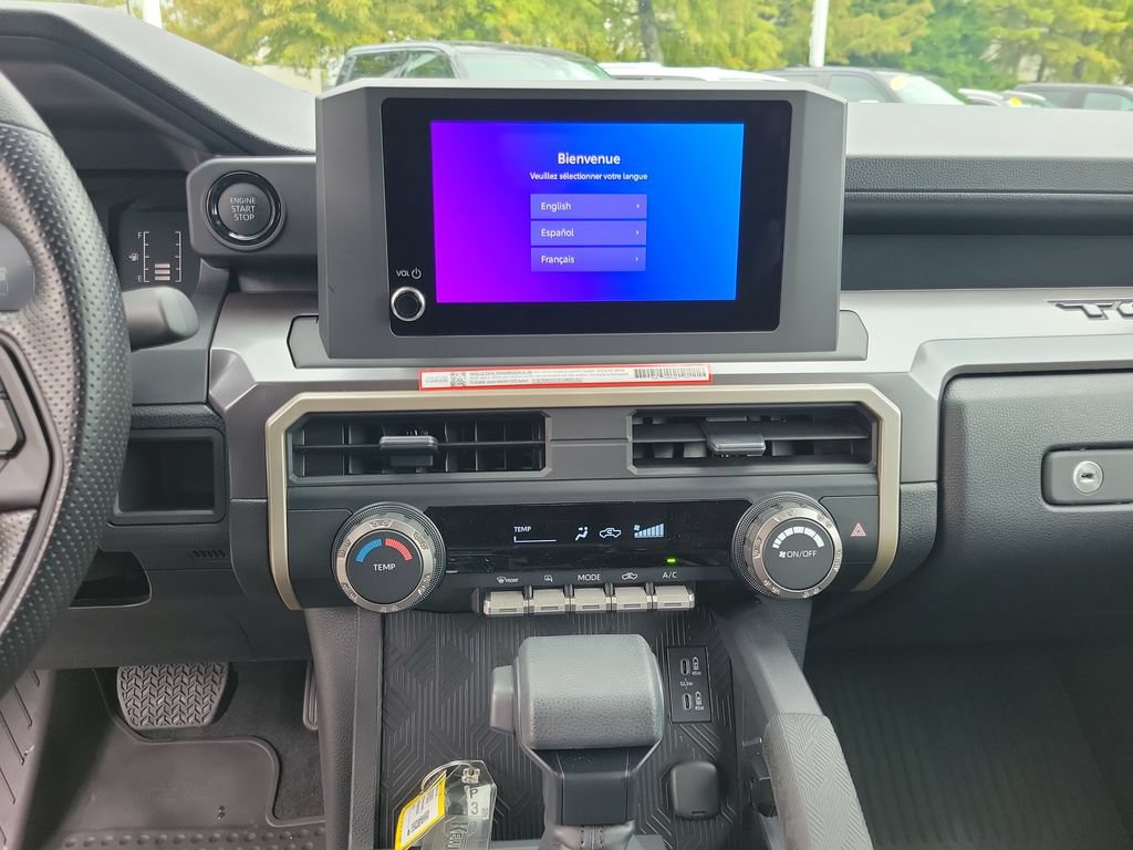 Certified 2026 Toyota Tacoma SR5 AWD/4WD image 18