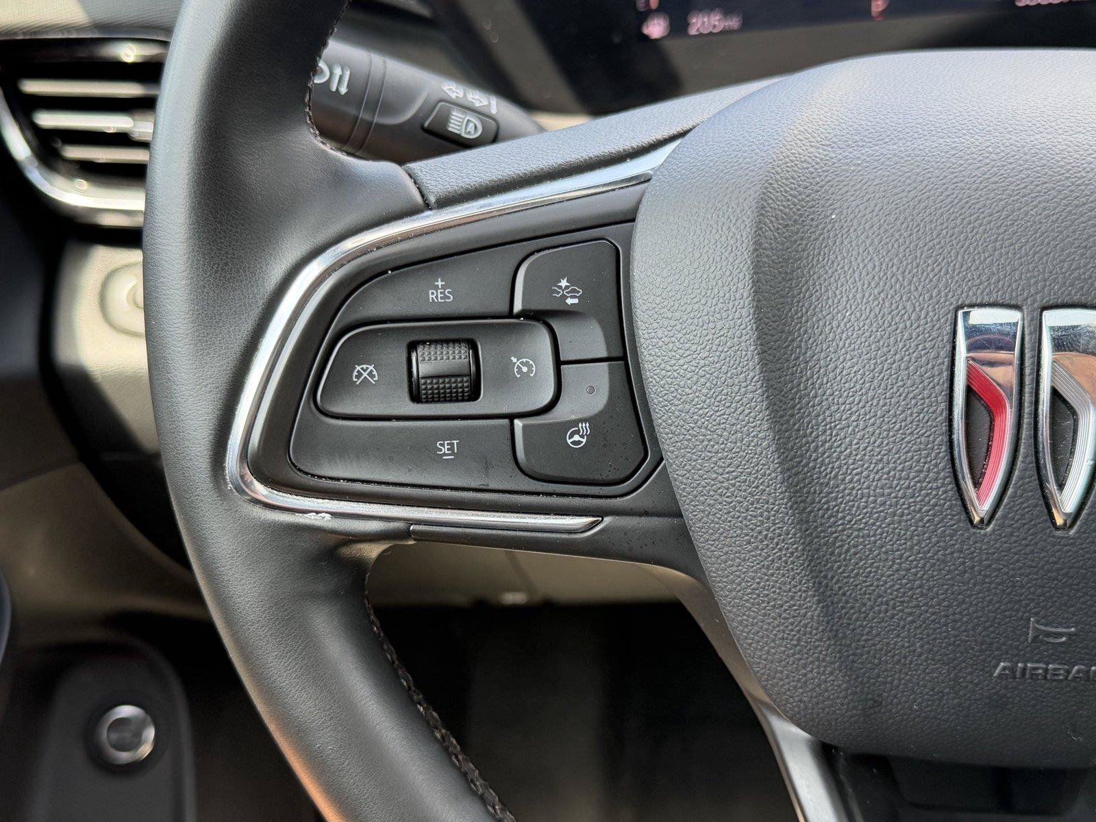Used 2025 Buick Envista Avenir FWD image 22