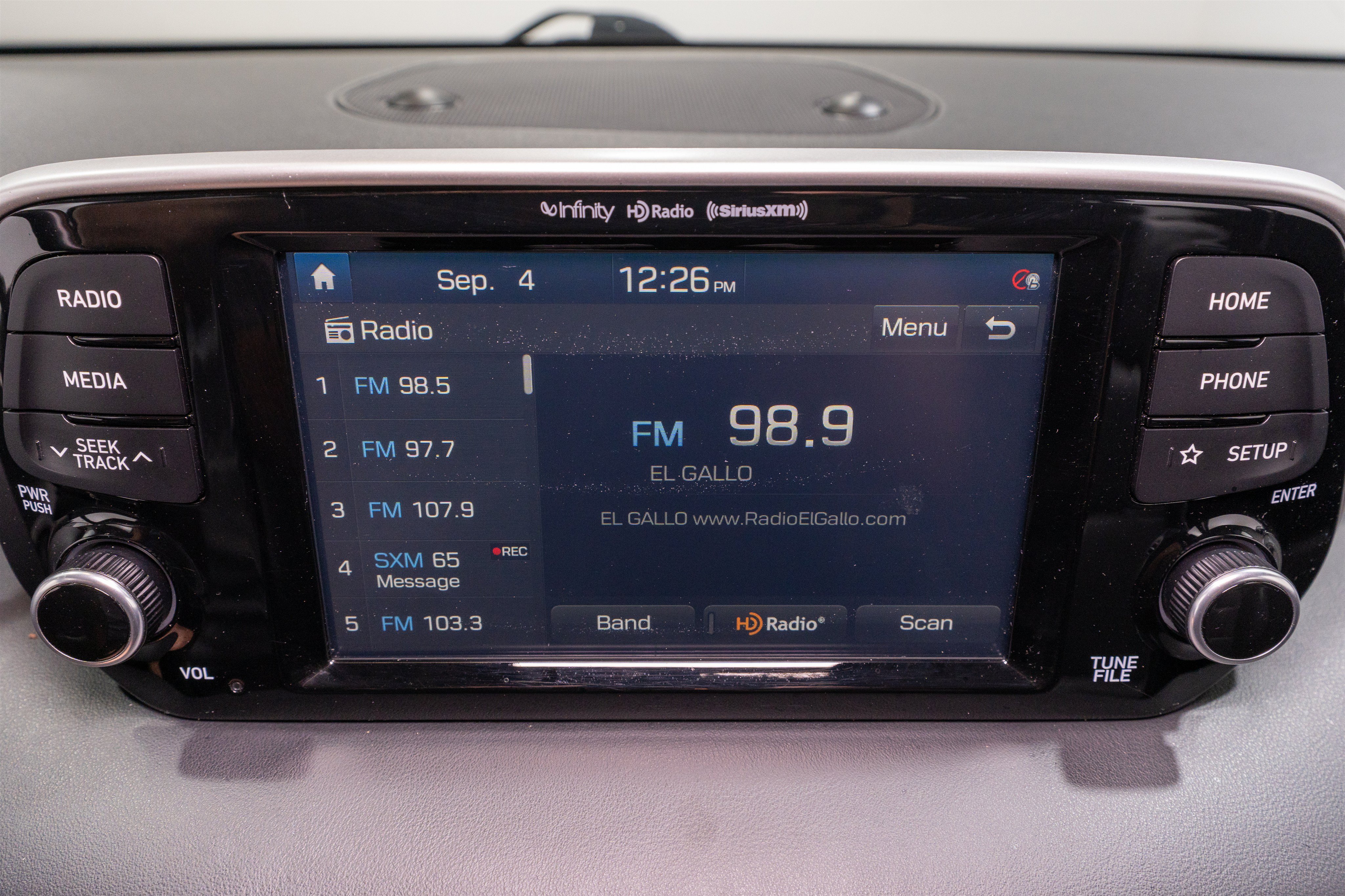 Used 2021 Hyundai Tucson Limited AWD/4WD image 17