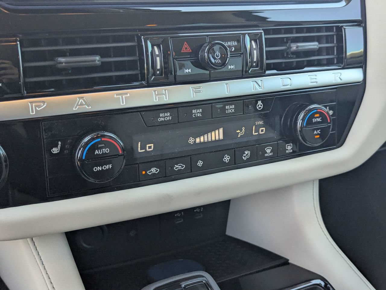New 2026 Nissan Pathfinder SL FWD image 20