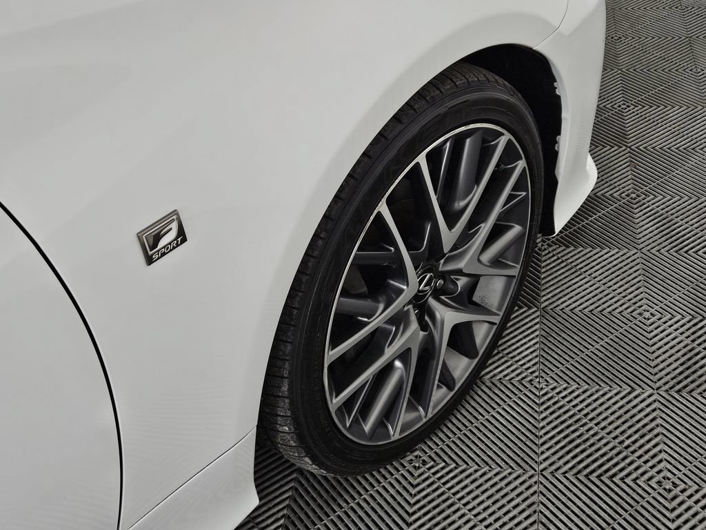 Used 2017 Lexus RC 200t F Sport RWD image 4
