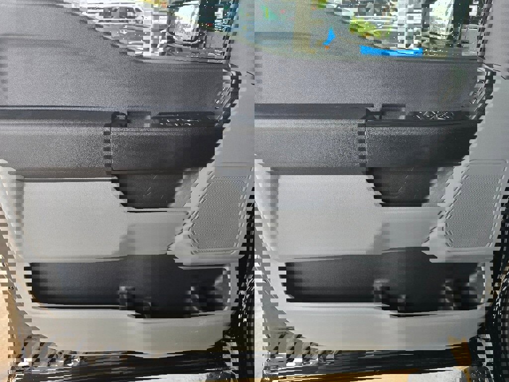 New 2026 Ford F350 XL w/ XL Chrome Package image 6