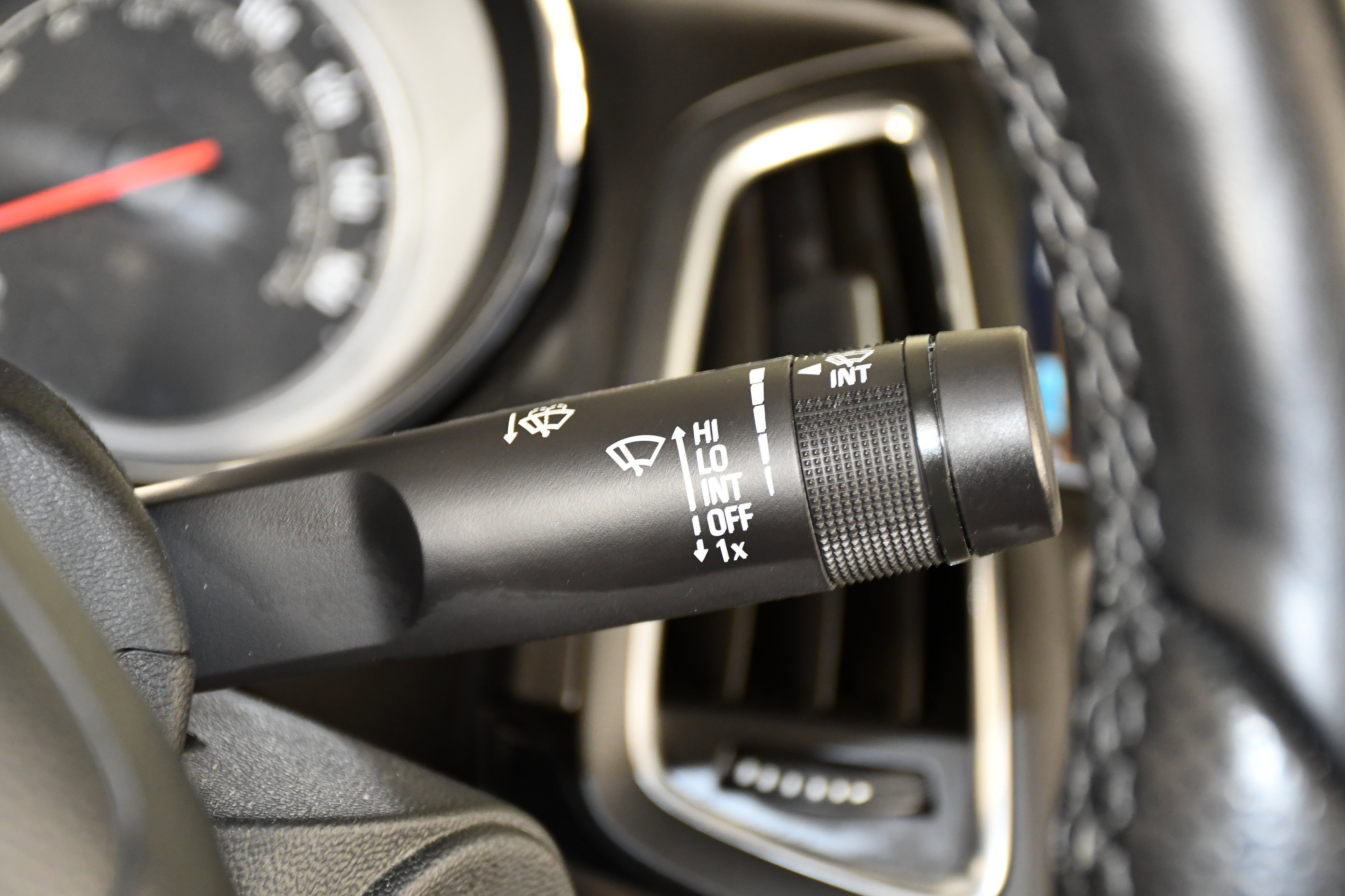 Used 2018 Buick Cascada Sport Touring w/ Dark Effects Package image 27