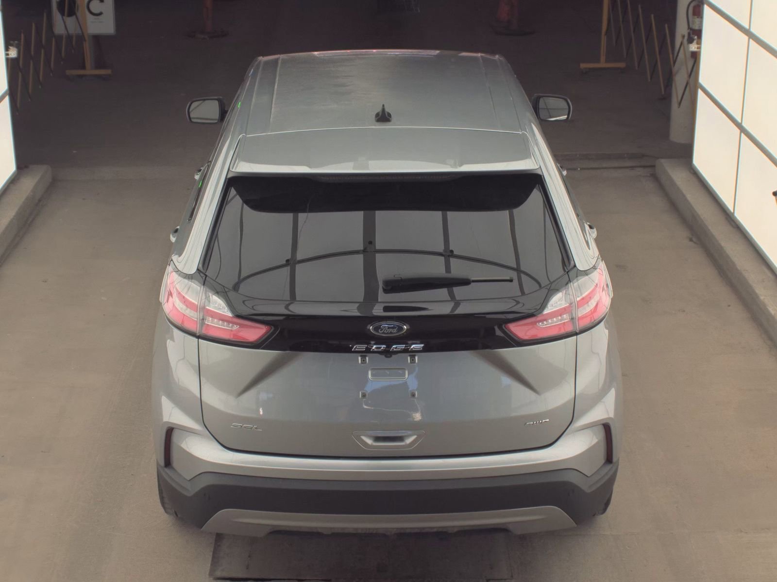 Used 2024 Ford Edge SEL image 15