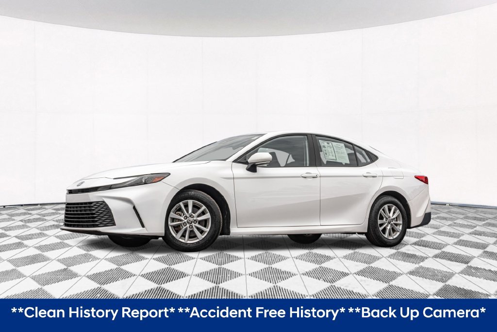 Used 2025 Toyota Camry LE FWD image 2