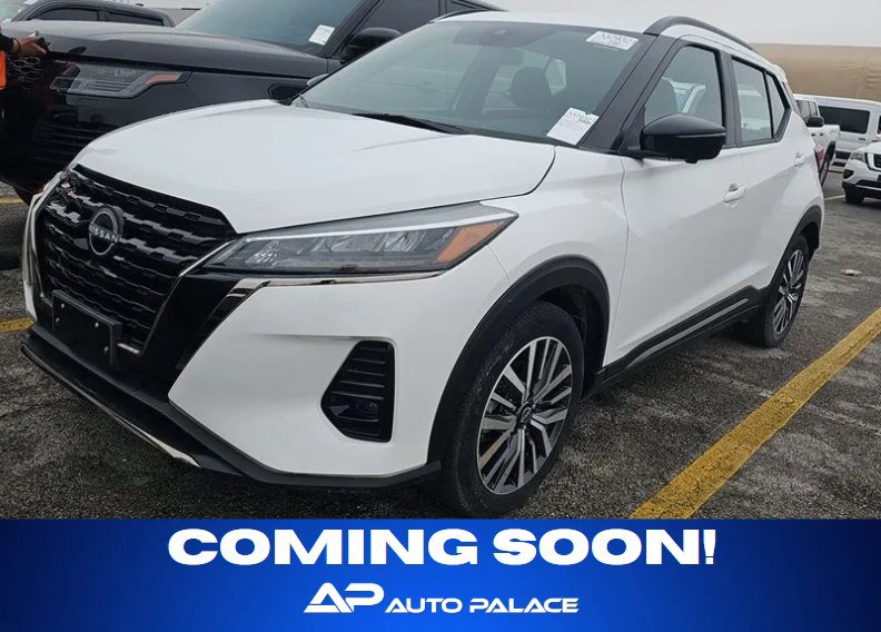 Used 2024 Nissan Kicks SR