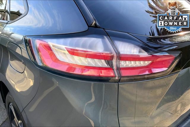 Used 2022 Ford Edge ST image 28