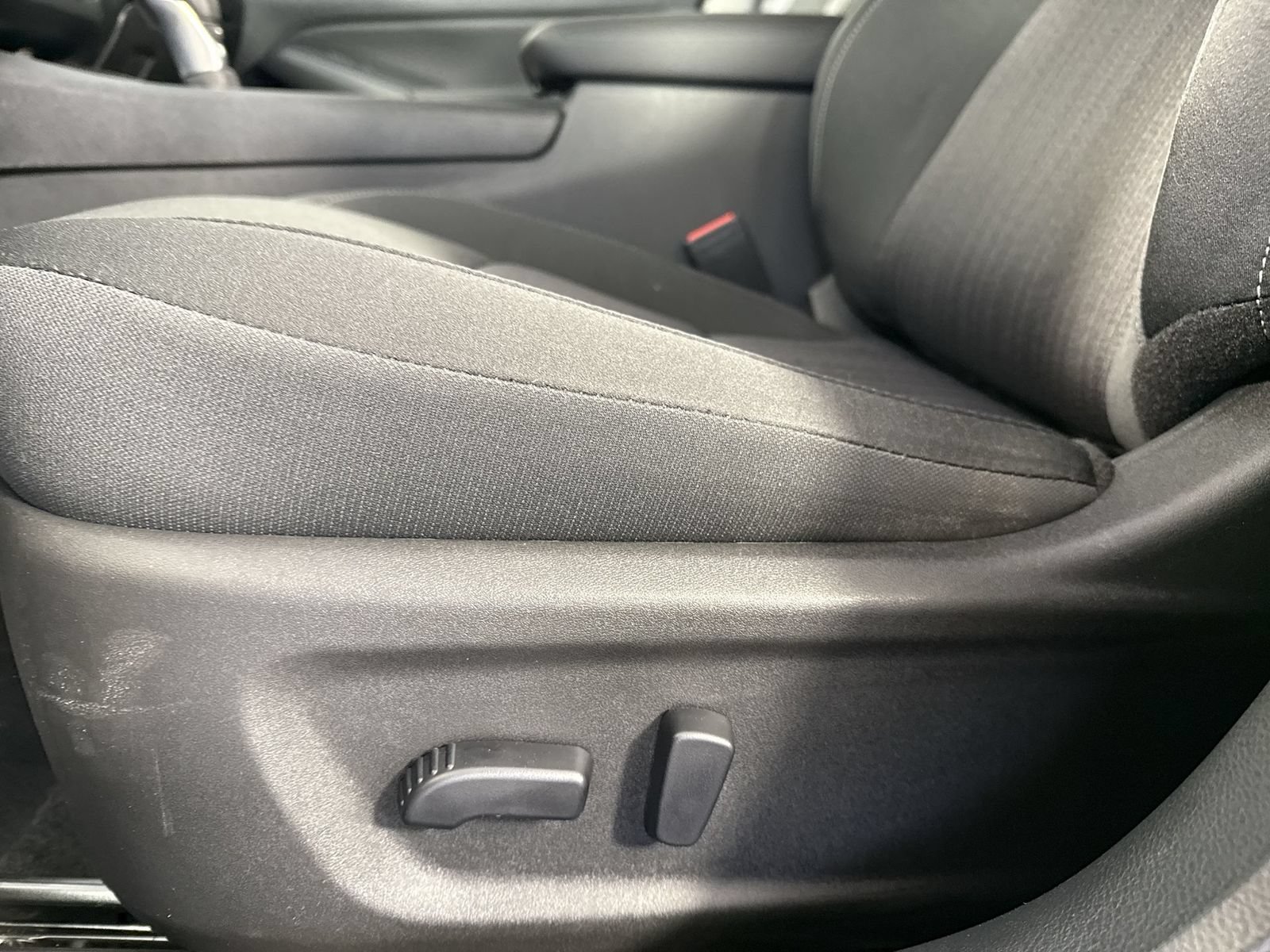 New 2026 Nissan Altima 2.5 SV FWD image 21