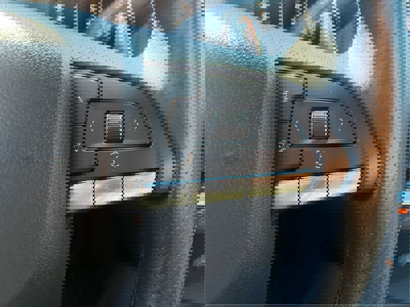 Used 2025 Cadillac CT4 Sport w/ Climate Package image 12