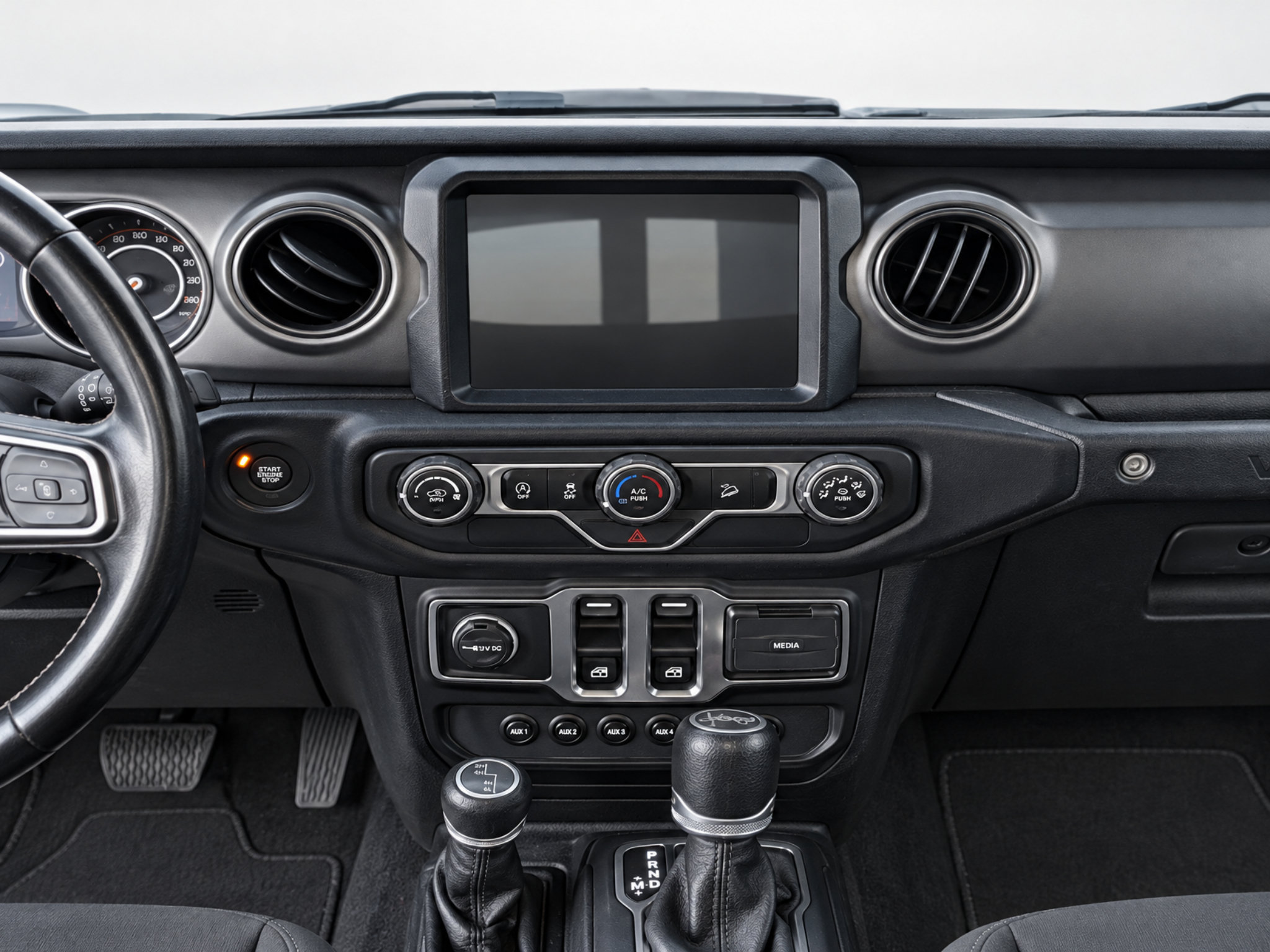 Used 2019 Jeep Wrangler Sport AWD/4WD image 16