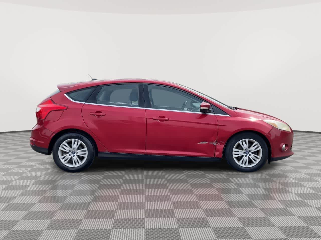 Used 2012 Ford Focus SEL FWD image 9