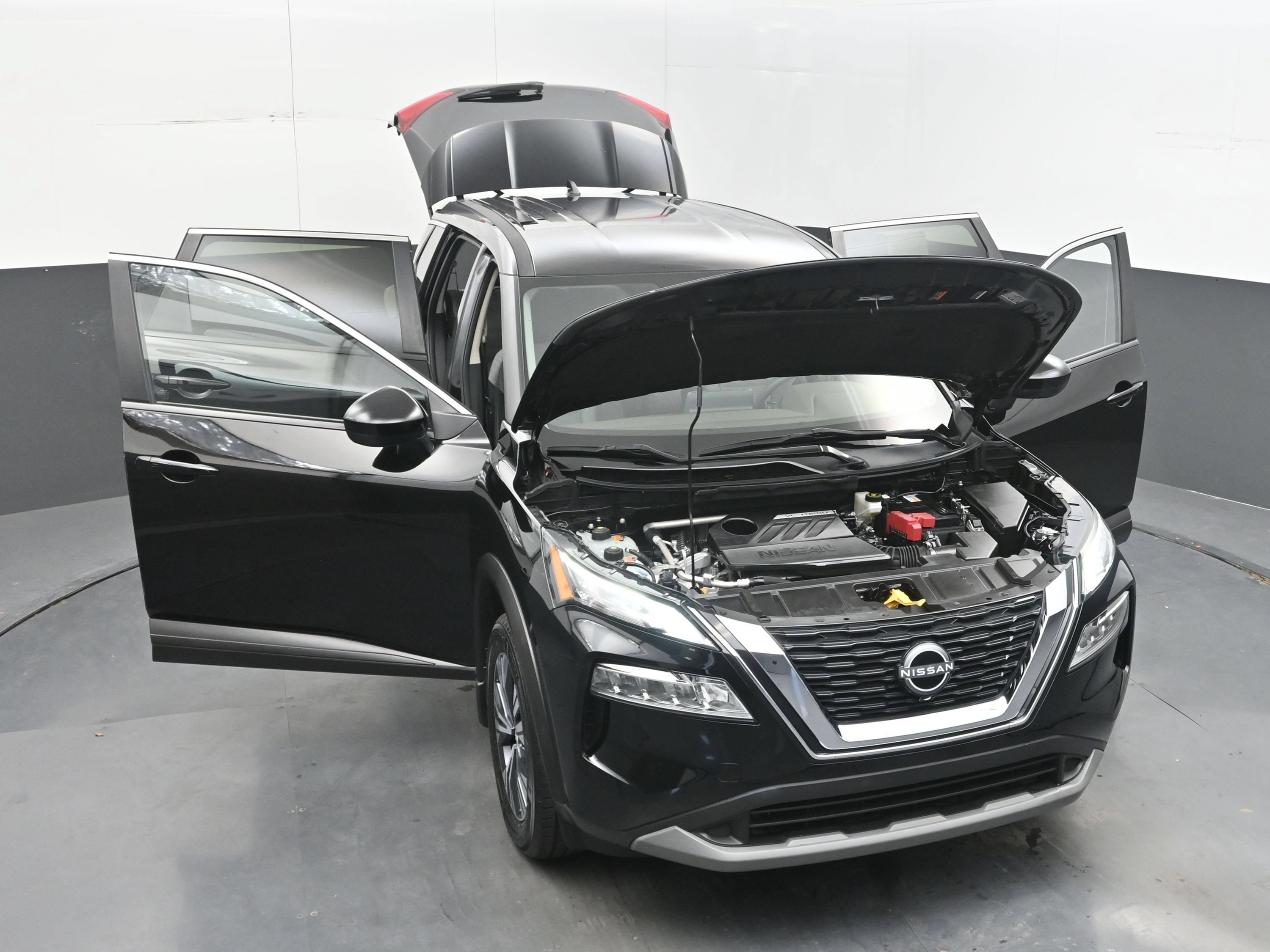 Used 2023 Nissan Rogue SV FWD image 32