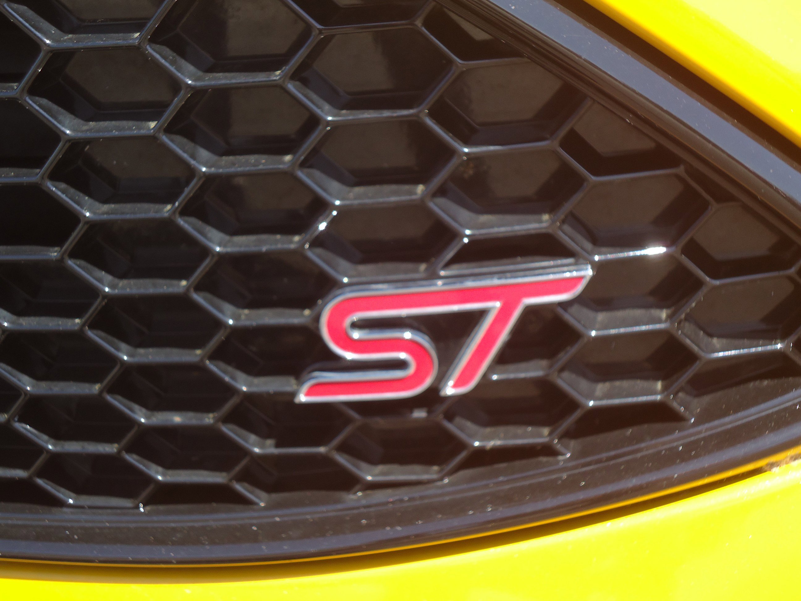 Used 2015 Ford Focus ST w/ Equipment Group 401A FWD image 9