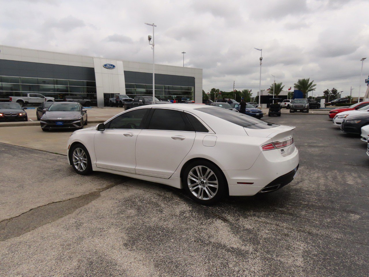 Used 2013 Lincoln MKZ Hybrid FWD image 15