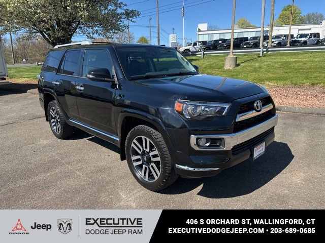 Used 2018 Toyota 4Runner Limited AWD/4WD image 2