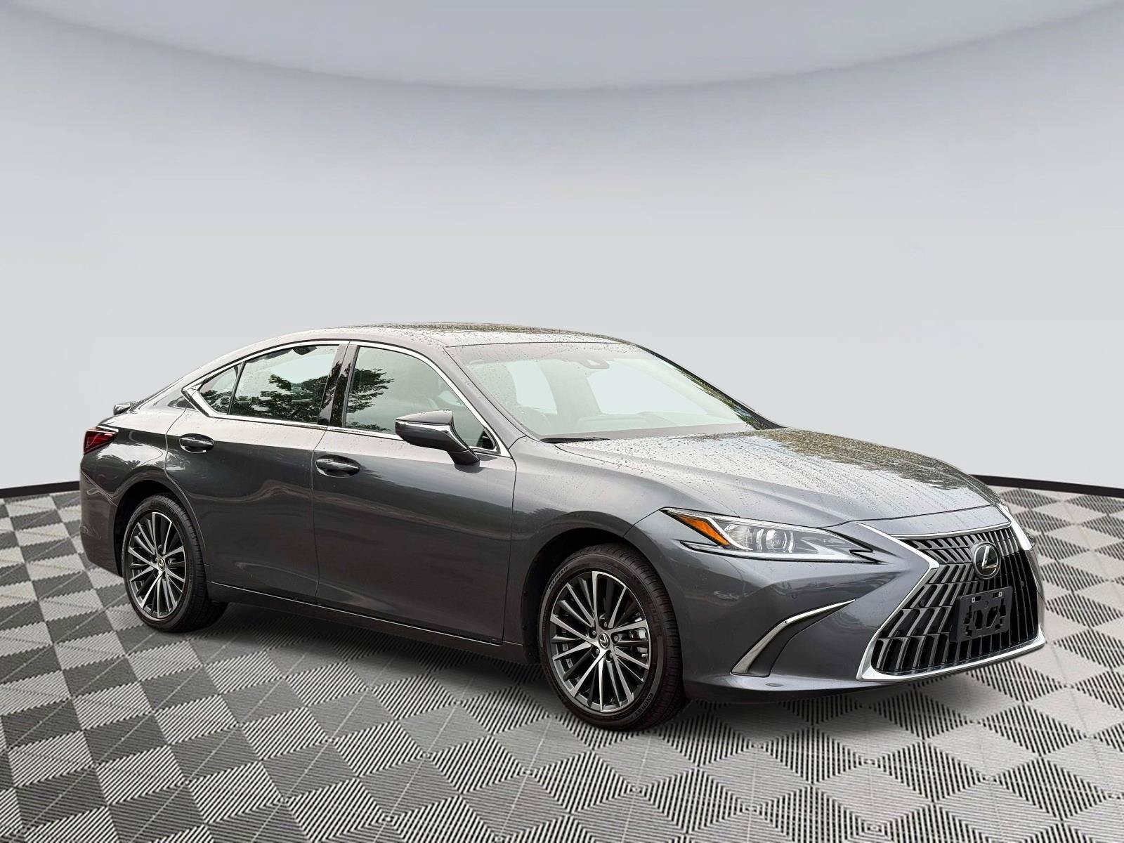 Used 2025 Lexus ES 350 w/ Premium Package FWD image 1