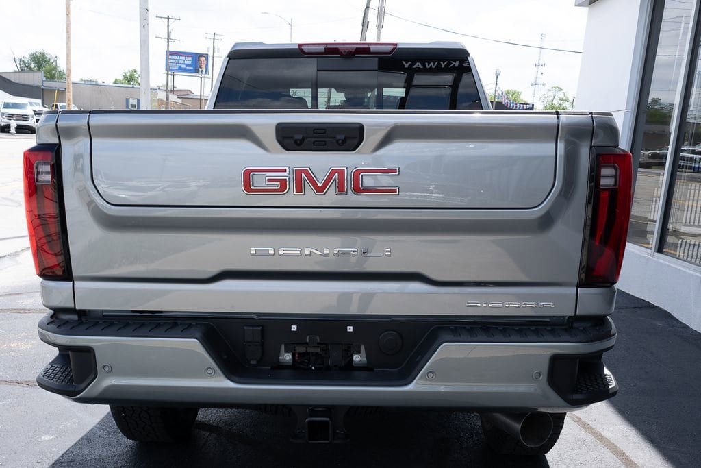 New 2026 GMC Sierra 3500 Denali w/ Technology Package AWD/4WD image 6