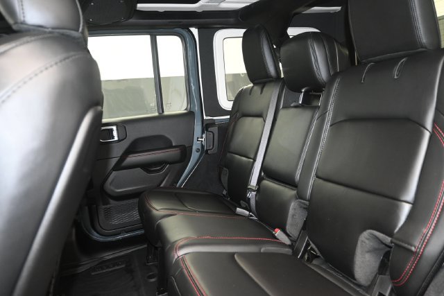 Used 2024 Jeep Wrangler Unlimited Rubicon w/ Safety Group AWD/4WD image 11